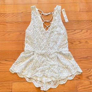 Willow & Clay Lace Sleeveless Shirt